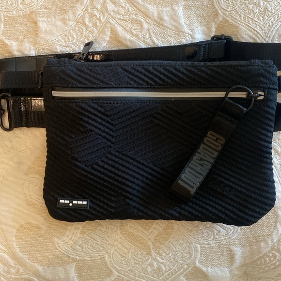 Go Dash Dot Backpack - Picture 15 of 16